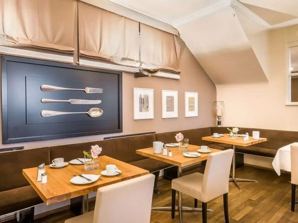 7 Tage Urlaub mit Frühstück im Garner Hotel Friedrichshafen by IHG - Garner Hotel Friedrichshafen by IHG Unkategorisiert online kaufen