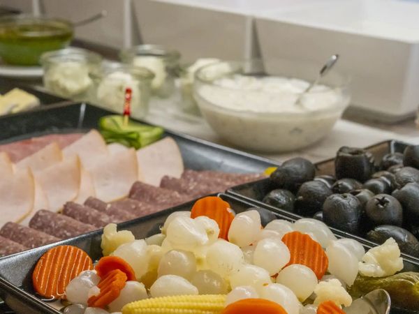 7 Tage Urlaub mit Frühstück im Hotel Buchhorner Hof - Hotel Buchhorner Hof in Friedrichshafen Unkategorisiert online kaufen
